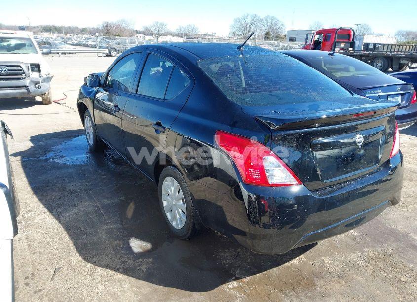 Photo 3 of 2016 Nissan Versa 1.6 S+ (VIN 3N1CN7AP1GL913739)