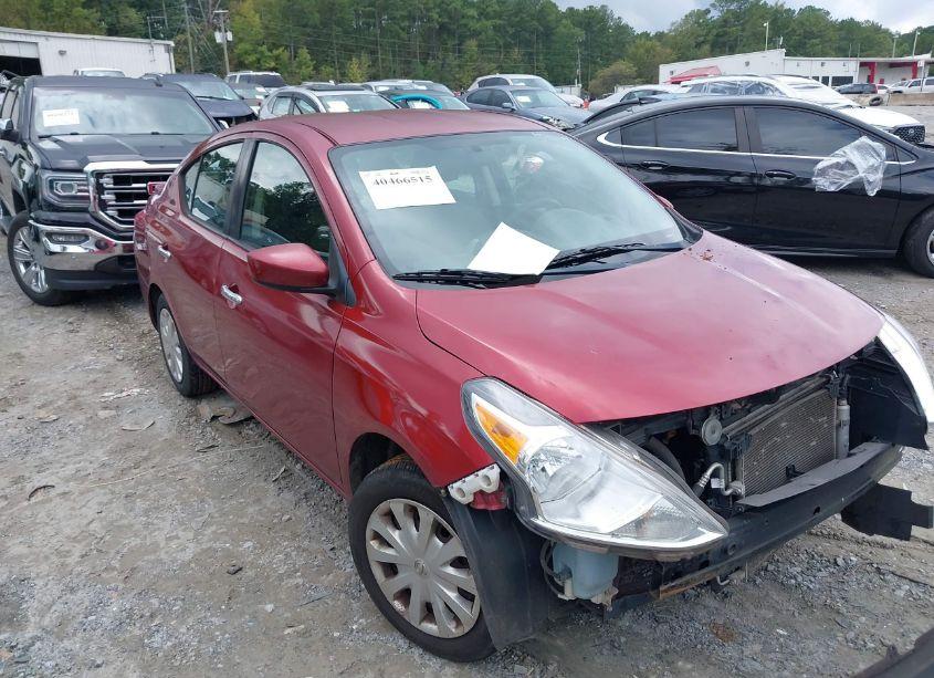 2017 Nissan Versa 1.6 SV (VIN 3N1CN7AP1HK419971) main photo