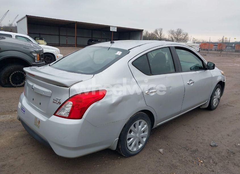 Photo 4 of 2017 Nissan Versa 1.6 SV (VIN 3N1CN7AP1HK429495)