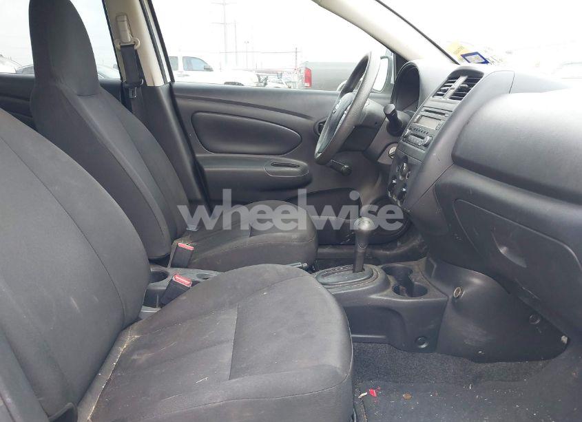 Photo 5 of 2017 Nissan Versa 1.6 S+ (VIN 3N1CN7AP1HL882803)