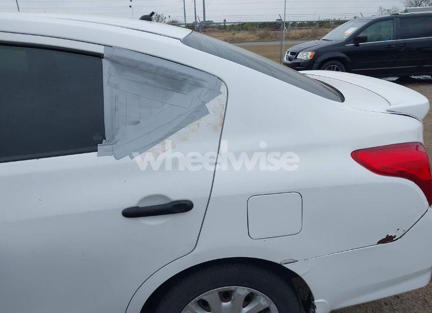 Photo 6 of 2017 Nissan Versa 1.6 S+ (VIN 3N1CN7AP1HL882803)