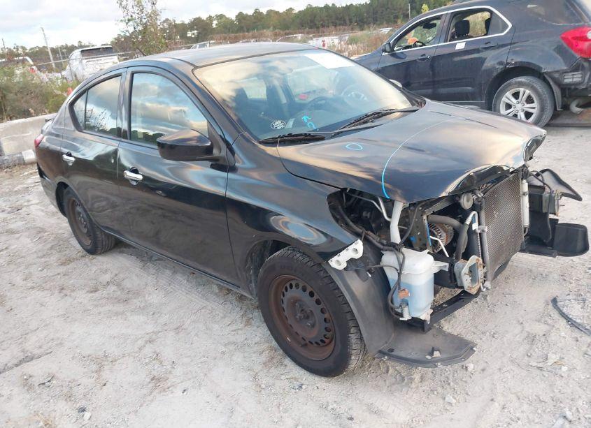 2017 Nissan Versa 1.6 SV (VIN 3N1CN7AP1HL889265) main photo