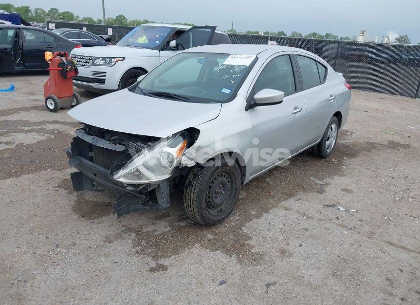 Photo 2 of 2018 Nissan Versa 1.6 SV (VIN 3N1CN7AP1JK393717)