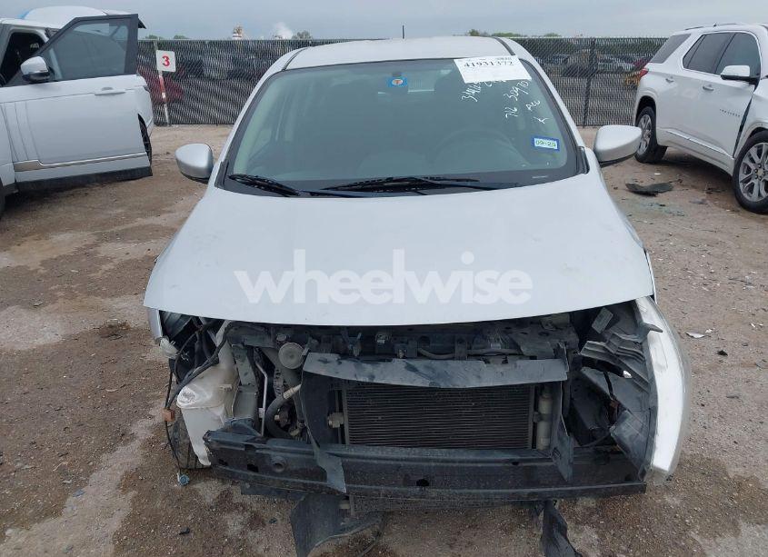 Photo 6 of 2018 Nissan Versa 1.6 SV (VIN 3N1CN7AP1JK393717)