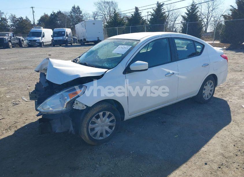 Photo 2 of 2018 Nissan Versa 1.6 SV (VIN 3N1CN7AP1JK411813)
