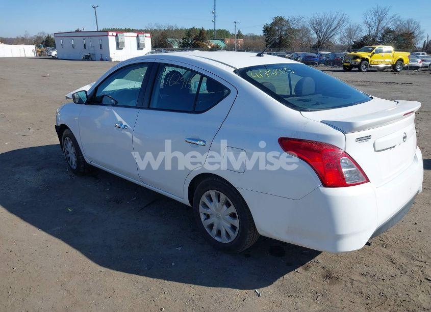 Photo 3 of 2018 Nissan Versa 1.6 SV (VIN 3N1CN7AP1JK411813)