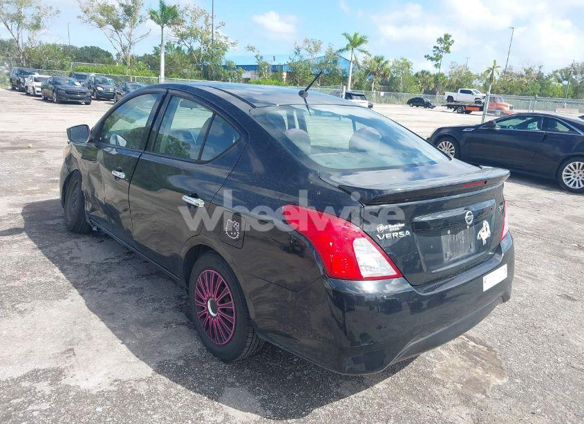 Photo 3 of 2018 Nissan Versa 1.6 SV (VIN 3N1CN7AP1JL810263)