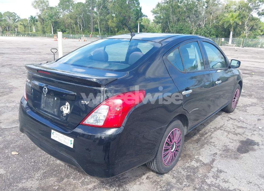 Photo 4 of 2018 Nissan Versa 1.6 SV (VIN 3N1CN7AP1JL810263)