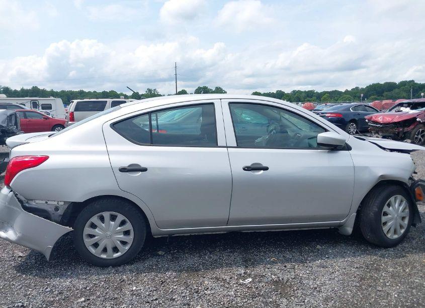 Photo 13 of 2018 Nissan Versa 1.6 S+ (VIN 3N1CN7AP1JL818119)