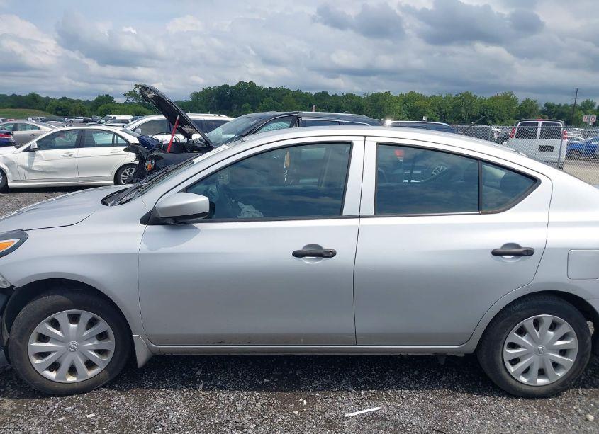 Photo 14 of 2018 Nissan Versa 1.6 S+ (VIN 3N1CN7AP1JL818119)