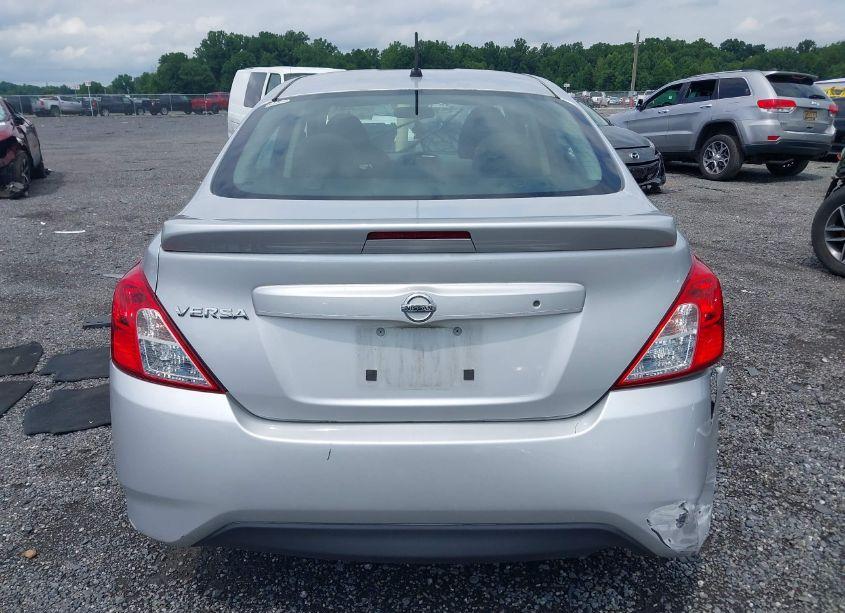 Photo 16 of 2018 Nissan Versa 1.6 S+ (VIN 3N1CN7AP1JL818119)