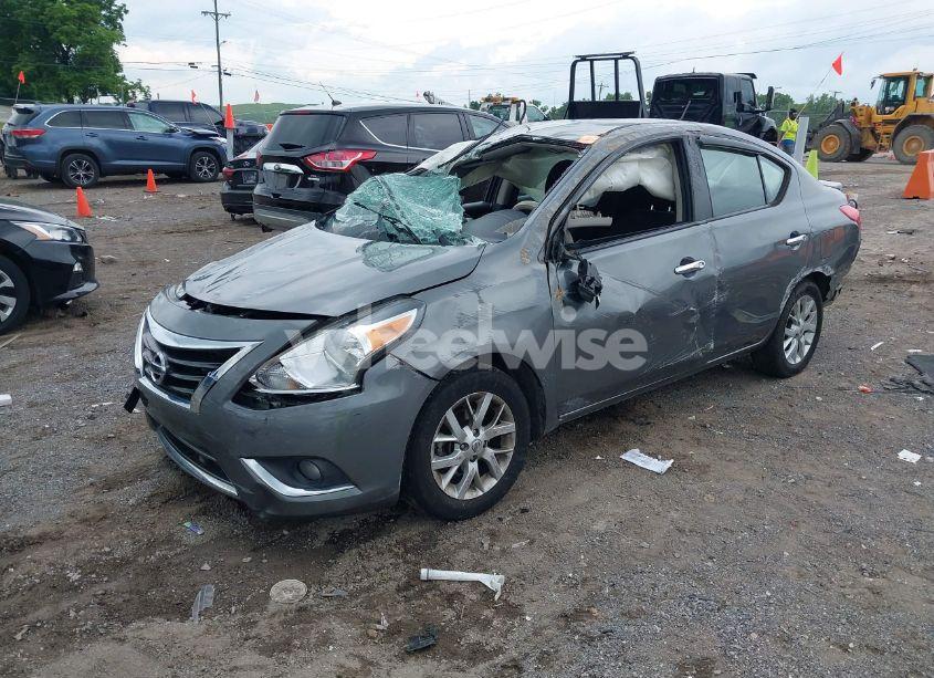 Photo 2 of 2018 Nissan Versa 1.6 SV (VIN 3N1CN7AP1JL826026)