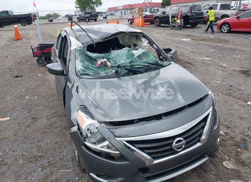 Photo 6 of 2018 Nissan Versa 1.6 SV (VIN 3N1CN7AP1JL826026)