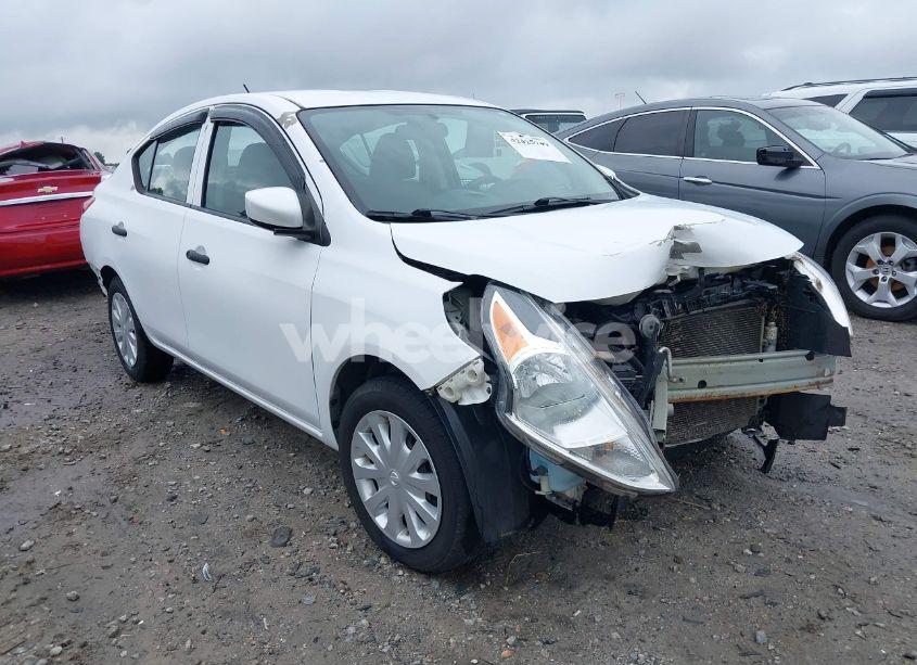 2018 Nissan Versa 1.6 S+ (VIN 3N1CN7AP1JL834661) main photo