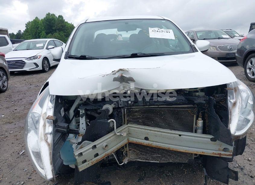 Photo 6 of 2018 Nissan Versa 1.6 S+ (VIN 3N1CN7AP1JL834661)