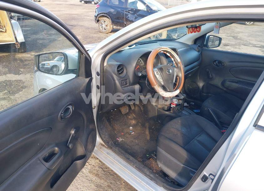 Photo 5 of 2018 Nissan Versa 1.6 S+ (VIN 3N1CN7AP1JL858653)