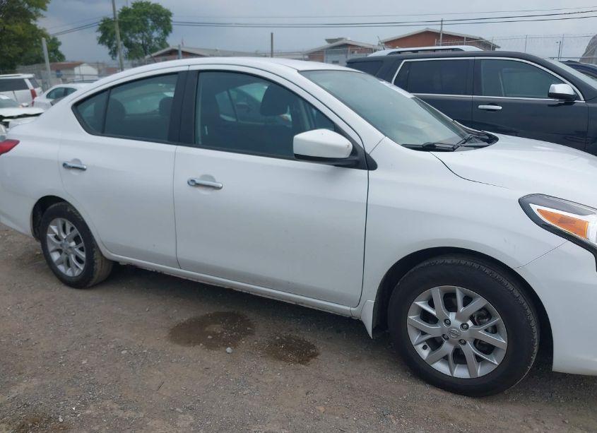 Photo 13 of 2018 Nissan Versa 1.6 SV (VIN 3N1CN7AP1JL862900)