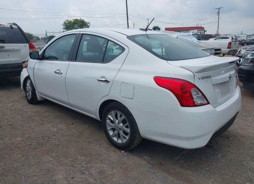 Photo 3 of 2018 Nissan Versa 1.6 SV (VIN 3N1CN7AP1JL862900)