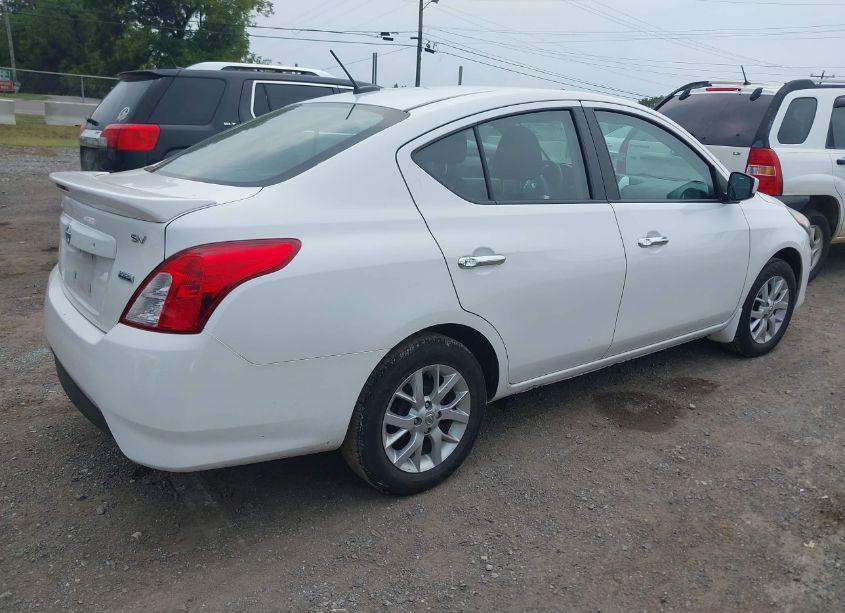 Photo 4 of 2018 Nissan Versa 1.6 SV (VIN 3N1CN7AP1JL862900)