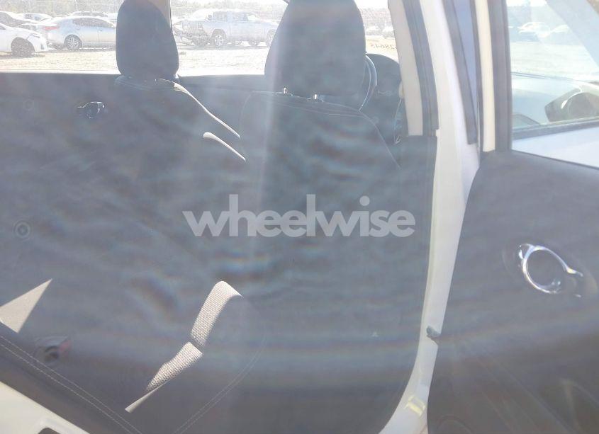 Photo 8 of 2018 Nissan Versa 1.6 SV (VIN 3N1CN7AP1JL867983)