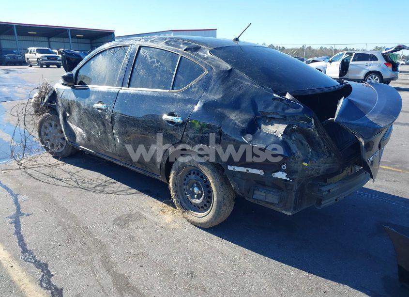 Photo 3 of 2018 Nissan Versa 1.6 SV (VIN 3N1CN7AP1JL871130)