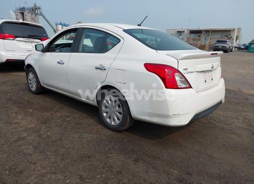 Photo 3 of 2019 Nissan Versa 1.6 SV (VIN 3N1CN7AP1KL809079)