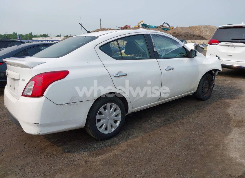 Photo 4 of 2019 Nissan Versa 1.6 SV (VIN 3N1CN7AP1KL809079)