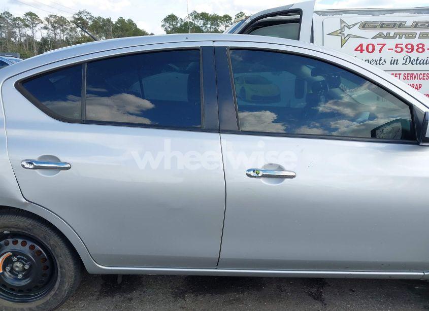 Photo 14 of 2019 Nissan Versa 1.6 SV (VIN 3N1CN7AP1KL813942)