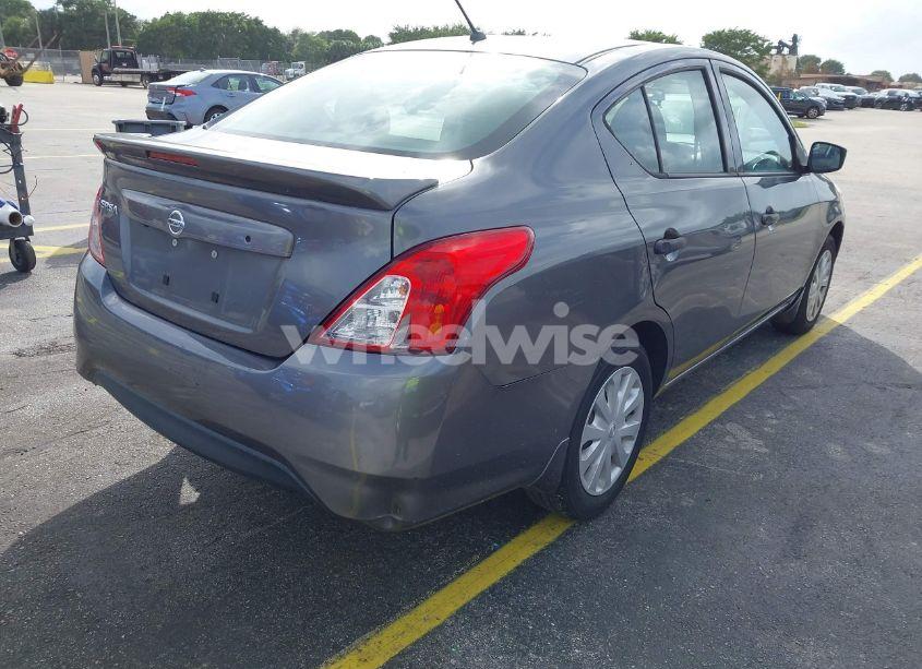 Photo 6 of 2019 Nissan Versa 1.6 S+ (VIN 3N1CN7AP1KL817747)