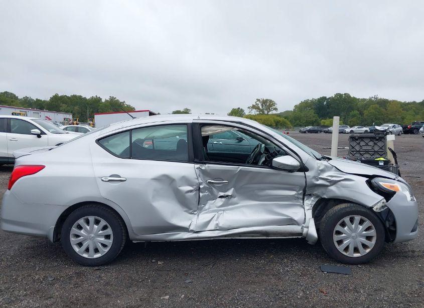 Photo 12 of 2019 Nissan Versa 1.6 SV (VIN 3N1CN7AP1KL818364)