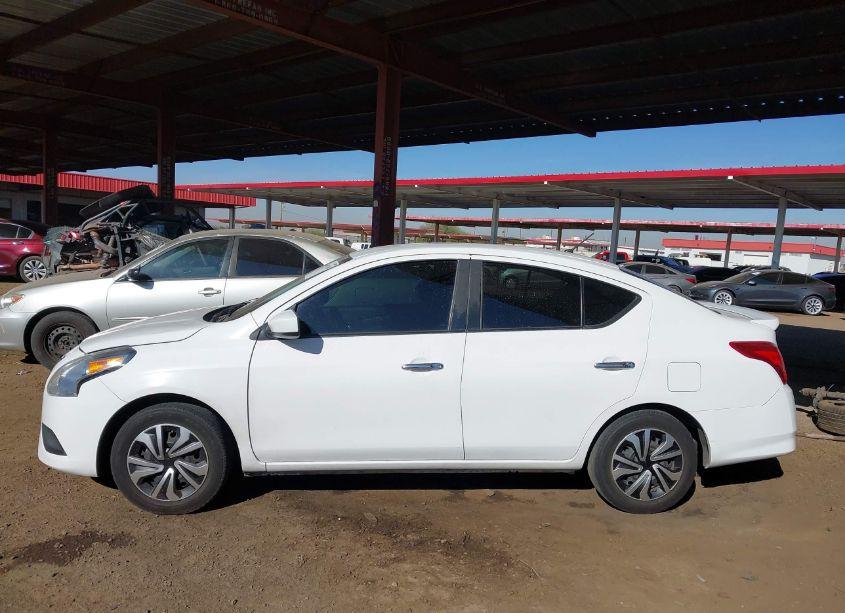 Photo 14 of 2019 Nissan Versa 1.6 SV (VIN 3N1CN7AP1KL826237)