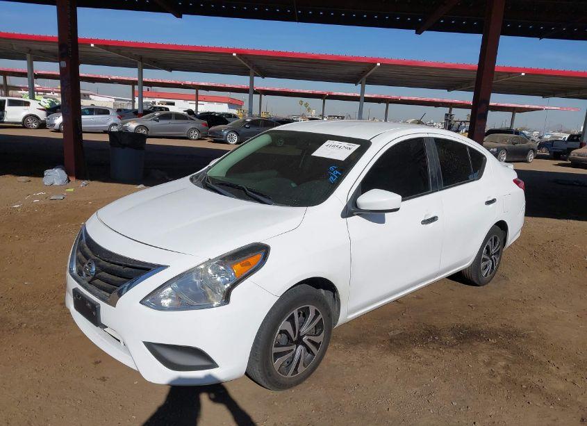 Photo 2 of 2019 Nissan Versa 1.6 SV (VIN 3N1CN7AP1KL826237)