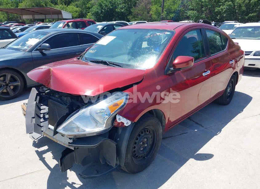 Photo 2 of 2019 Nissan Versa 1.6 SV (VIN 3N1CN7AP1KL826822)