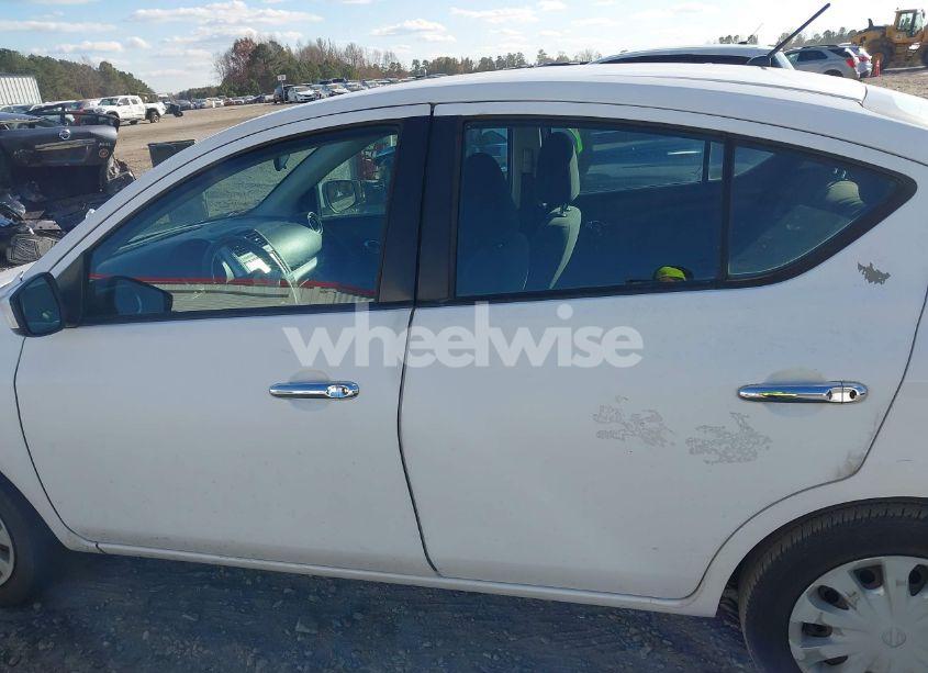Photo 15 of 2019 Nissan Versa 1.6 SV (VIN 3N1CN7AP1KL832555)