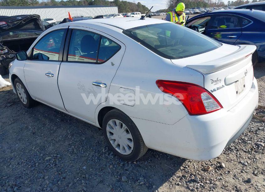 Photo 3 of 2019 Nissan Versa 1.6 SV (VIN 3N1CN7AP1KL832555)