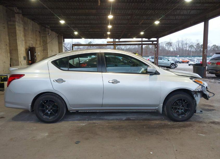 Photo 14 of 2019 Nissan Versa 1.6 SV (VIN 3N1CN7AP1KL838825)