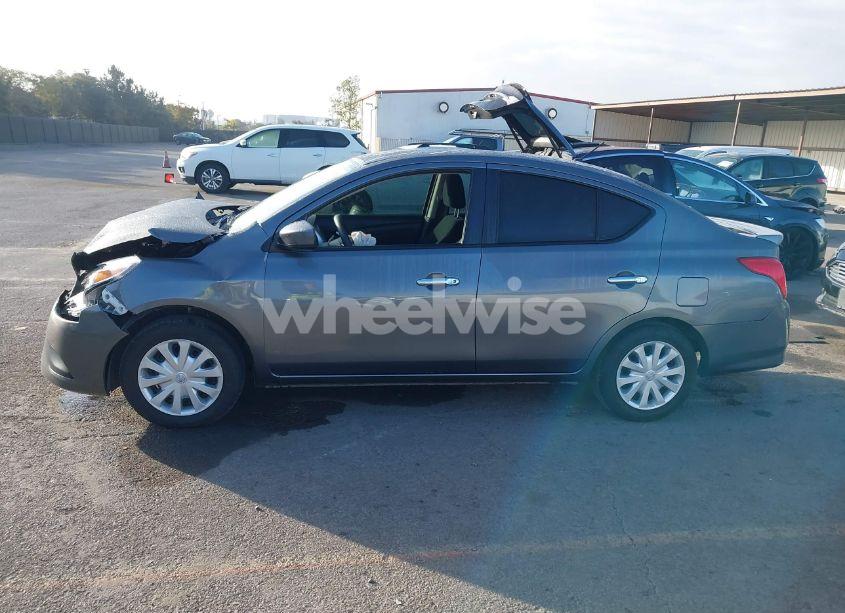 Photo 15 of 2019 Nissan Versa 1.6 SV (VIN 3N1CN7AP1KL841160)