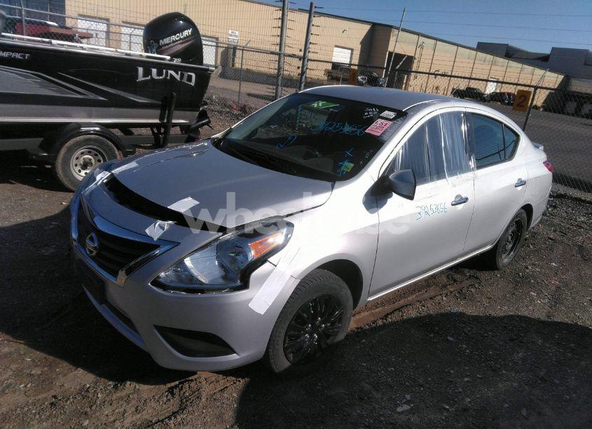Photo 2 of 2019 Nissan Versa 1.6 SV (VIN 3N1CN7AP1KL847007)