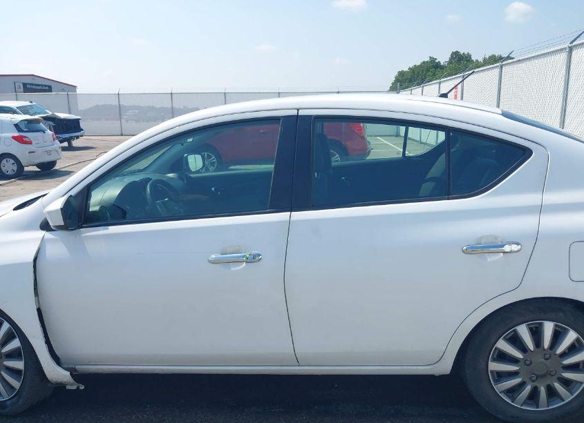 Photo 15 of 2019 Nissan Versa 1.6 SV (VIN 3N1CN7AP1KL851378)