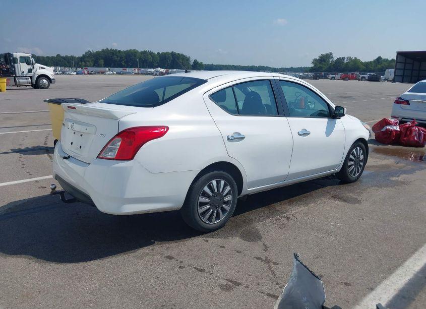 Photo 4 of 2019 Nissan Versa 1.6 SV (VIN 3N1CN7AP1KL851378)