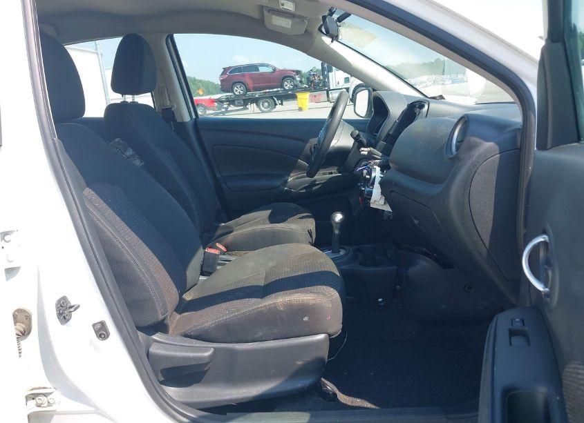 Photo 5 of 2019 Nissan Versa 1.6 SV (VIN 3N1CN7AP1KL851378)