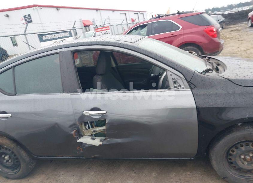 Photo 13 of 2019 Nissan Versa 1.6 SV (VIN 3N1CN7AP1KL854782)