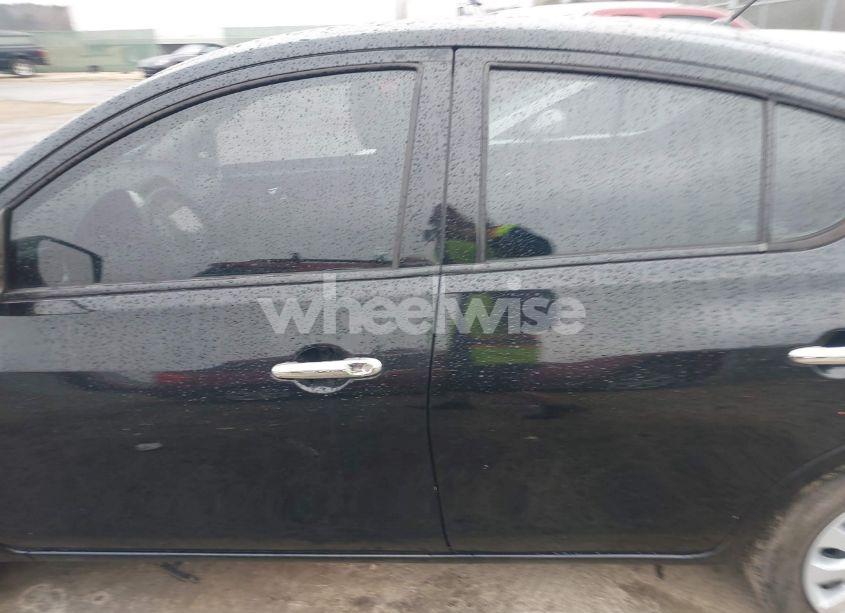 Photo 14 of 2019 Nissan Versa 1.6 SV (VIN 3N1CN7AP1KL854782)