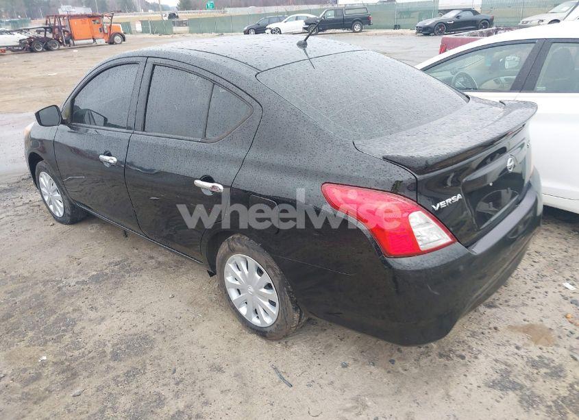 Photo 3 of 2019 Nissan Versa 1.6 SV (VIN 3N1CN7AP1KL854782)