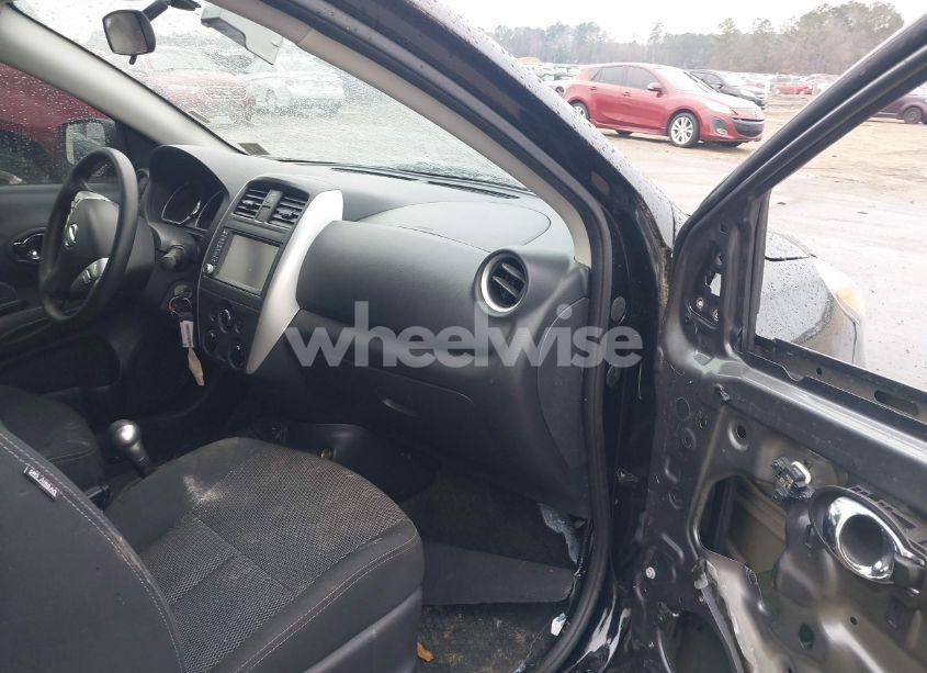 Photo 5 of 2019 Nissan Versa 1.6 SV (VIN 3N1CN7AP1KL854782)