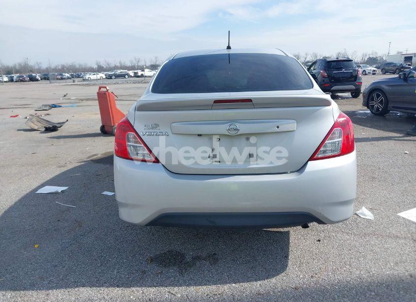 Photo 16 of 2019 Nissan Versa 1.6 S+ (VIN 3N1CN7AP1KL869637)
