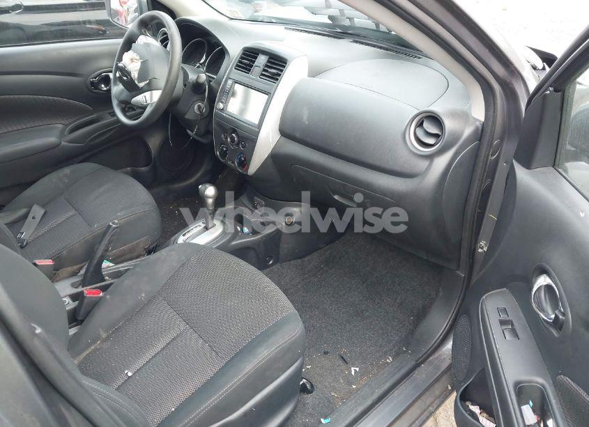 Photo 5 of 2019 Nissan Versa 1.6 SV (VIN 3N1CN7AP1KL869816)