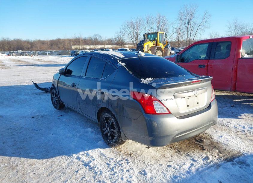 Photo 3 of 2019 Nissan Versa 1.6 S+ (VIN 3N1CN7AP1KL880461)