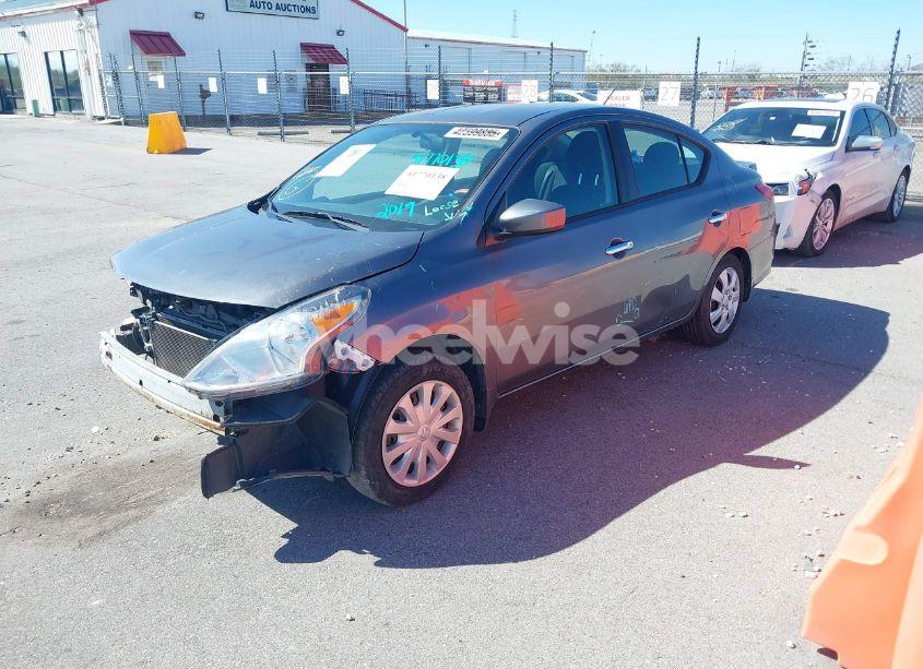 Photo 2 of 2019 Nissan Versa 1.6 SV (VIN 3N1CN7AP1KL881397)