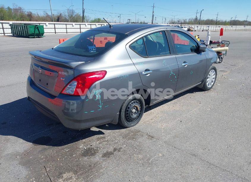 Photo 4 of 2019 Nissan Versa 1.6 SV (VIN 3N1CN7AP1KL881397)